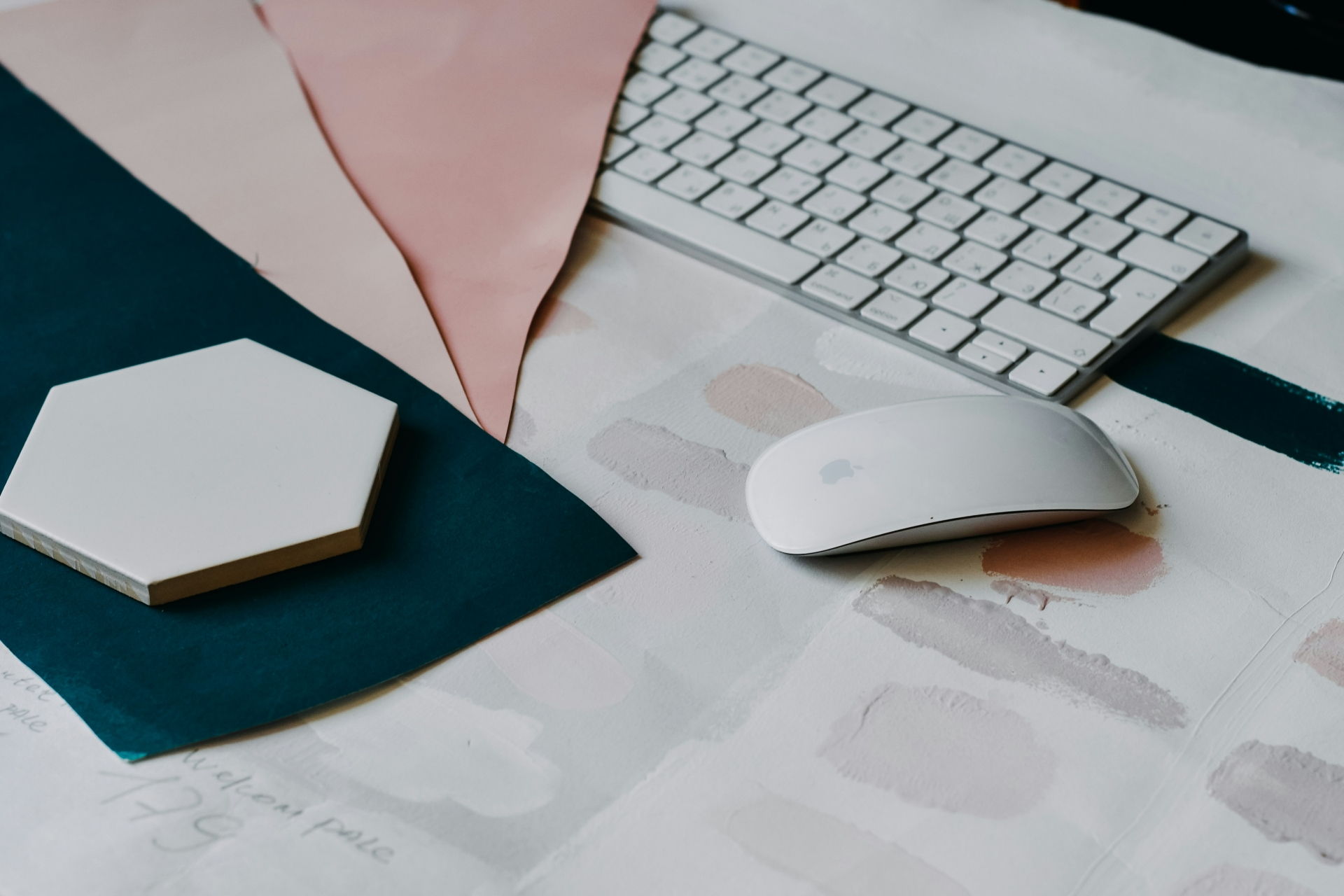 Thiết kế logo, hệ thống nhận diện cơ bản